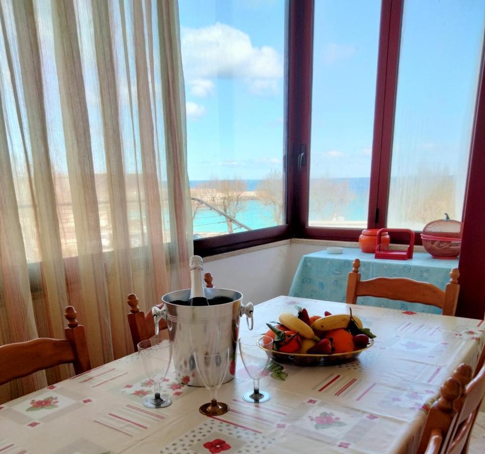 La Veranda Sul Mare Monopoli Eksteriør billede